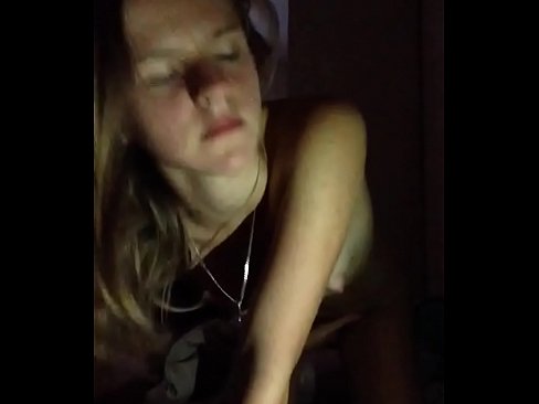 ❤️ Ein Mädchen masturbiert und wichst ❤️❌ Just porn bei uns ☑